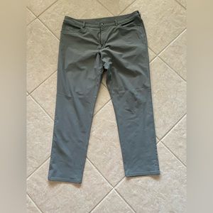 Lululemon Commission Classic-Tapered Golf Pant